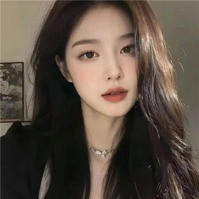 踮起脚尖靠近你