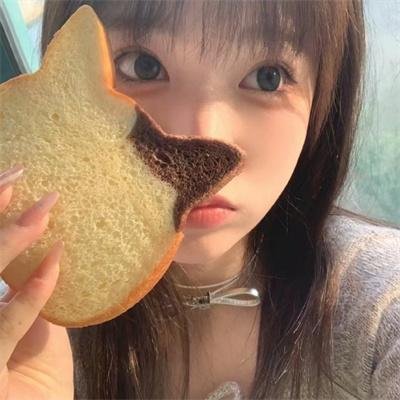 在警局!